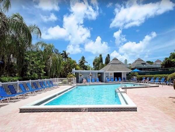 Captiva Vacation Home Two Bedroom walk to Beach