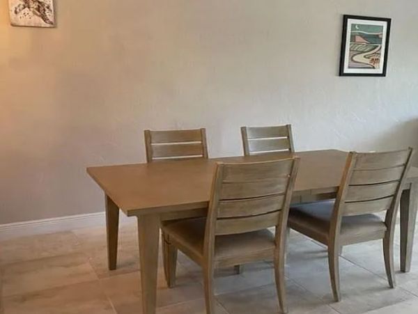 2 Bedroom Vacation Condo in Longboat Key Close to Beach