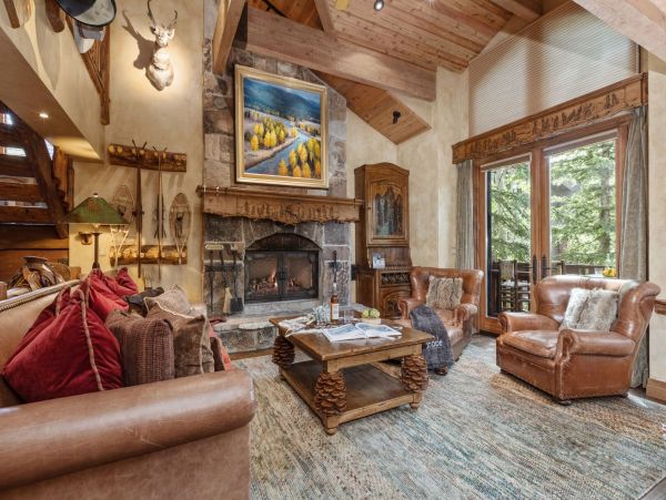 Mountain Chic Vacation Rental with 5 Bedrooms in Deer Valley