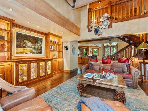 Mountain Chic Vacation Rental with 5 Bedrooms in Deer Valley