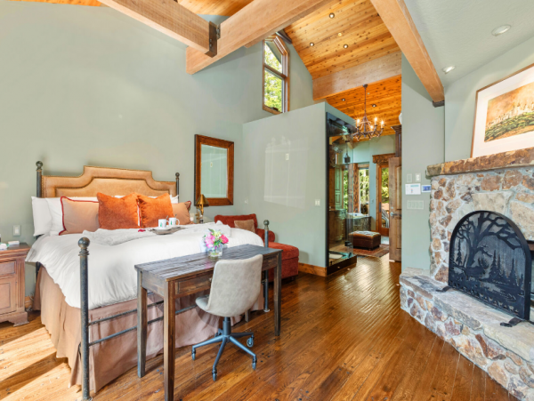 Mountain Chic Vacation Rental with 5 Bedrooms in Deer Valley