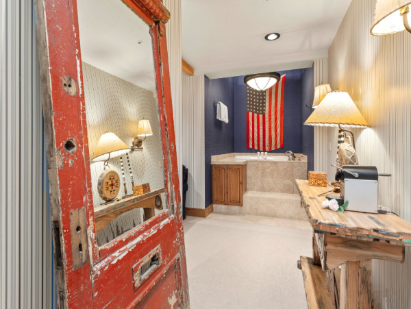 Mountain Chic Vacation Rental with 5 Bedrooms in Deer Valley