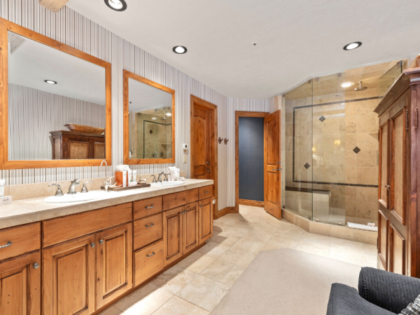Mountain Chic Vacation Rental with 5 Bedrooms in Deer Valley