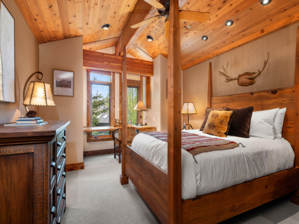 Mountain Chic Vacation Rental with 5 Bedrooms in Deer Valley