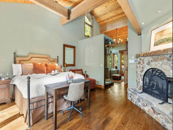 Mountain Chic Vacation Rental with 5 Bedrooms in Deer Valley