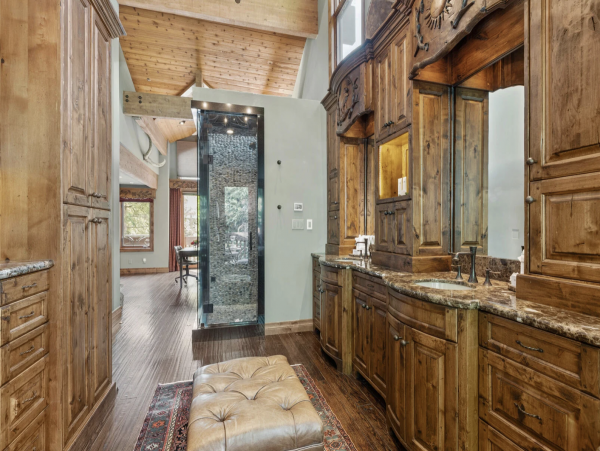 Mountain Chic Vacation Rental with 5 Bedrooms in Deer Valley