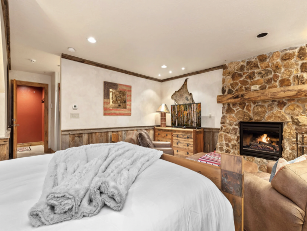 Mountain Chic Vacation Rental with 5 Bedrooms in Deer Valley