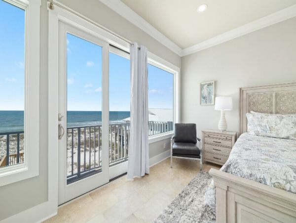 On Beach Gulf Shores Vacation Home Ten Bedroom