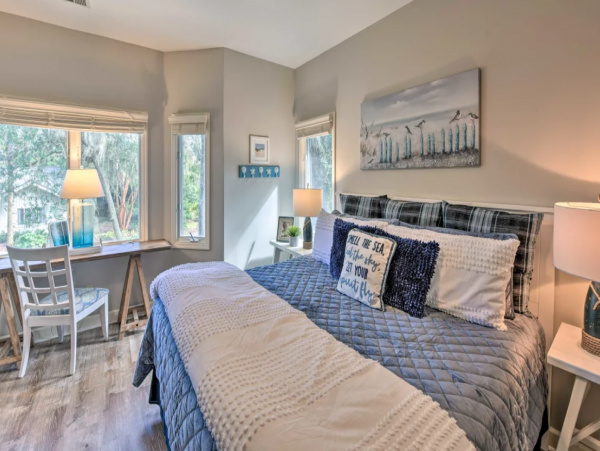 Hilton Head 4 Bedroom Vacation Rental with Pool