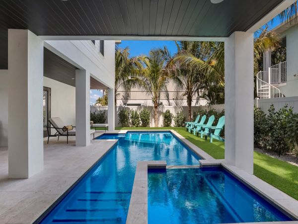 Luxury Anna Maria Island Vacation Pool Home Six Bedroom