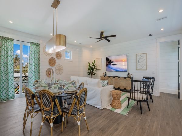 Luxury Anna Maria Island Vacation Pool Home Six Bedroom