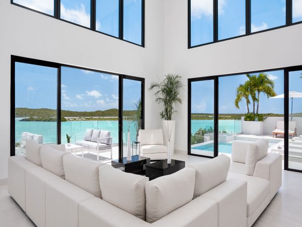 Beachfront Private Oasis in Turks and Caicos with Stunning Views