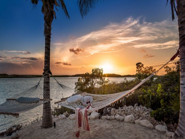 Beachfront Private Oasis in Turks and Caicos with Stunning Views