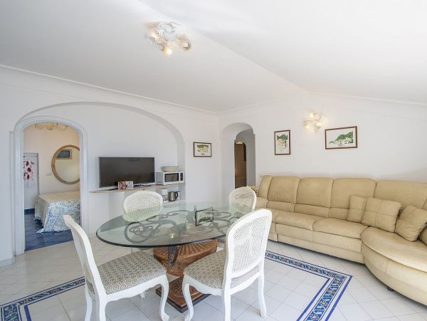 Charming Vacation Rental in Positano with Stunning Views