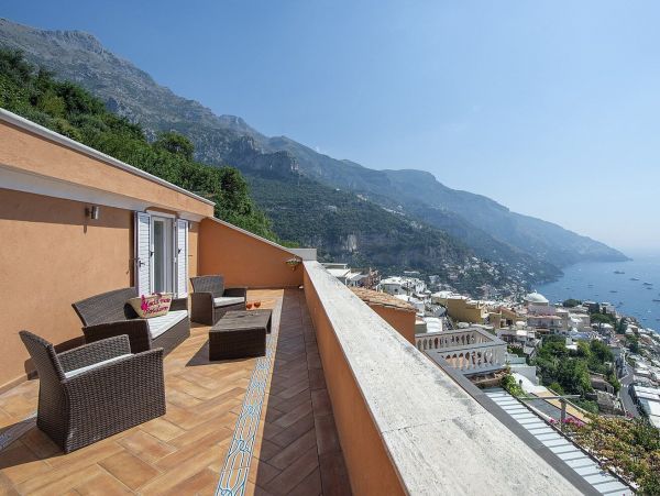 Charming Vacation Rental in Positano with Stunning Views