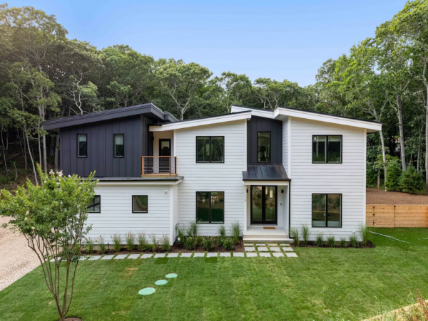 Modern 6 Bedroom Home with Private Pool