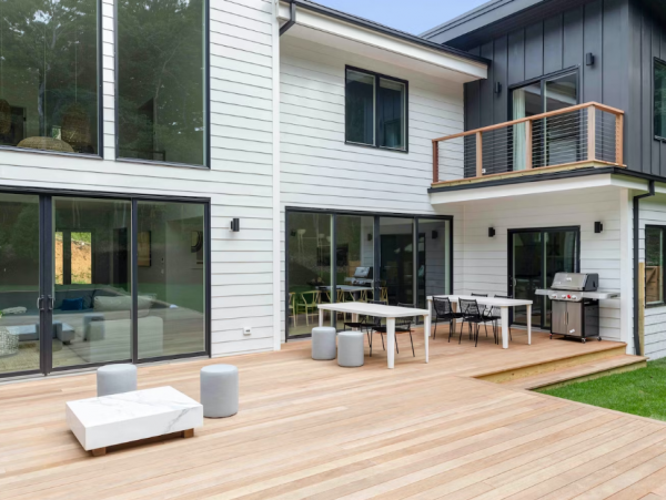 Modern 6 Bedroom Home with Private Pool