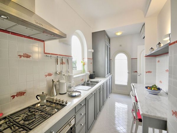 Lovely 3 Bedroom Vacation Villa in Positano with Private Pool