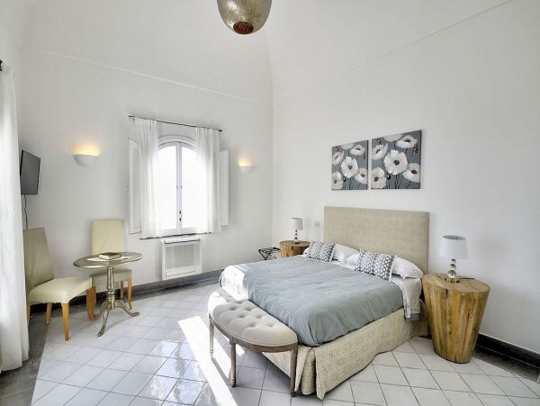 Lovely 3 Bedroom Vacation Villa in Positano with Private Pool