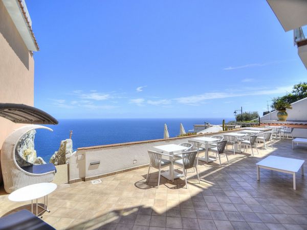 Praiano Vacation Home Four Bedroom