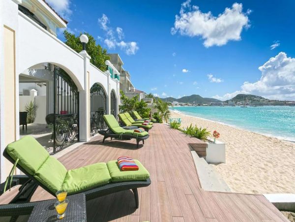 Stunning Beachfront Vacation Villa in Saint Maarten Sleeps 12