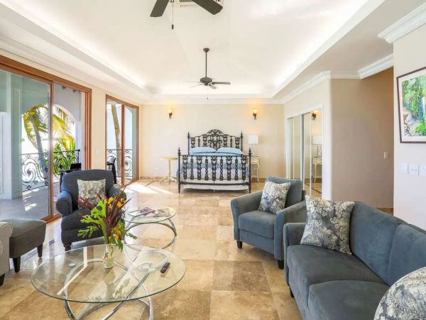 Stunning Beachfront Vacation Villa in Saint Maarten Sleeps 12