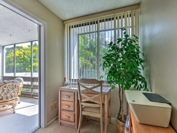 Lovely 2 Bedroom Vacation Rental in Longboat Key