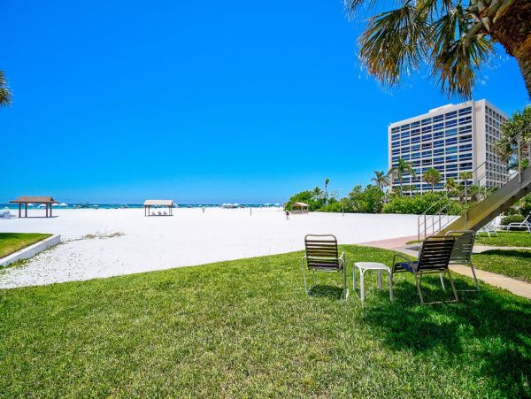 Direct Walk Out onto Siesta Key Beach