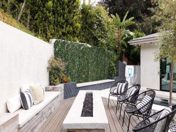 Fabulous Vacation Home In Los Angeles with Pool and Views
