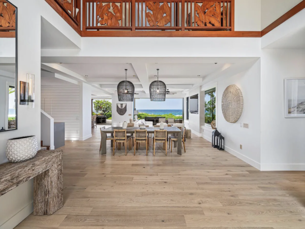 Kailua-Kona Upscale Vacation Rental 180 Degrees Oceanfront Shoreline.