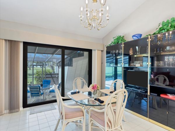 Your Home Away from Home Longbota Key Vacation Rental, 2 Bedroom +