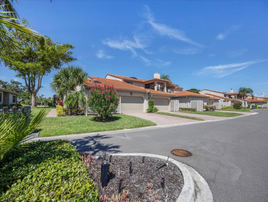 Your Home Away from Home Longbota Key Vacation Rental, 2 Bedroom +