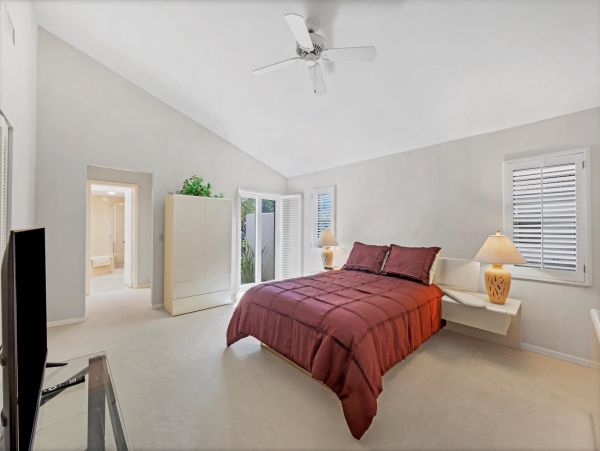 Your Home Away from Home Longbota Key Vacation Rental, 2 Bedroom +