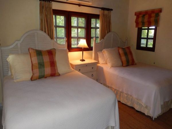 Oceanfront 7 Bedroom Vacation Villa with Private Pool