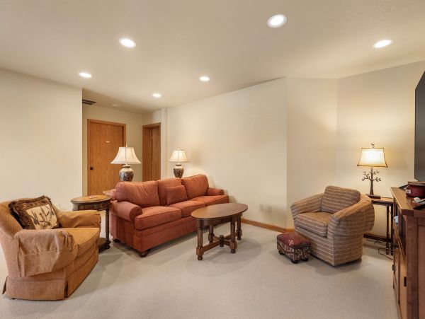 Snowmass Vacation Condo Three Bedroom