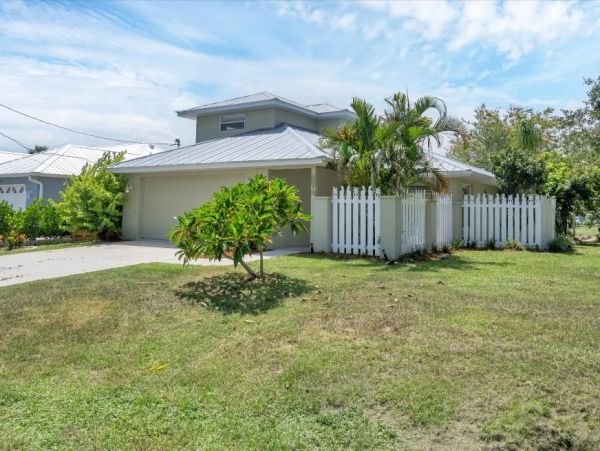 Punta Gorda Vacation Home Three Bedroom Canal Views