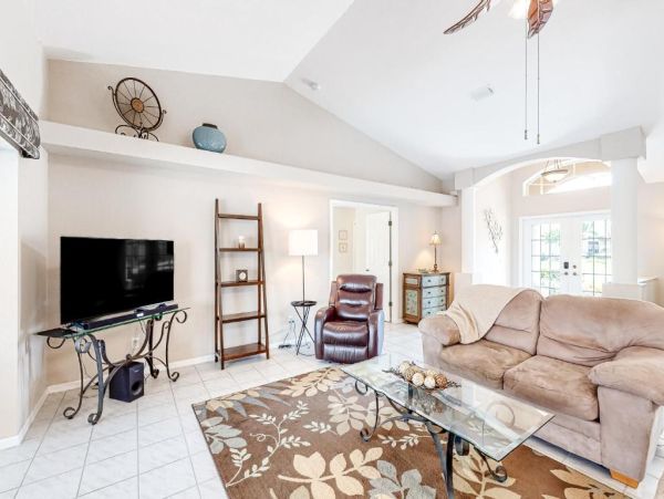 Cape Coral Canal-Front Vacation Rental 3-Bedroom Home with Private Pool & Gulf Access