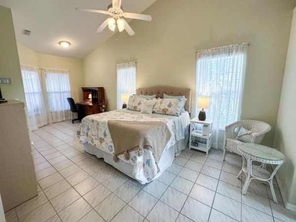 Cape Coral Canal-Front Vacation Rental 3-Bedroom Home with Private Pool & Gulf Access