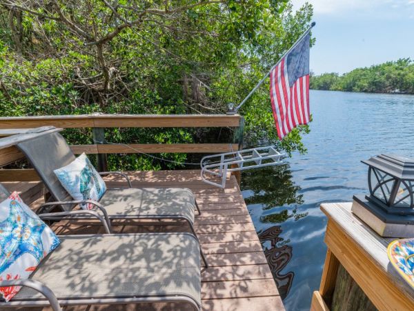 Waterfront Three Bedroom Vacation Rental in Siesta Key