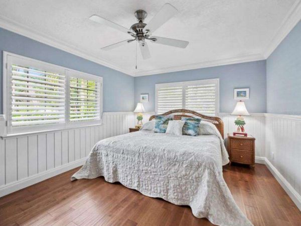 Beautiful 4 Bedroom Vacation Home with Private Pool