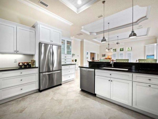 Beautiful 4 Bedroom Vacation Home with Private Pool