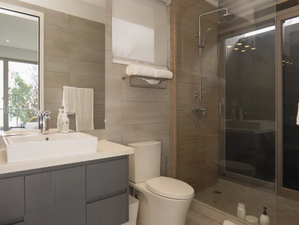 Luxury Vacation Rental with 10 Bedrooms Located on the Beach