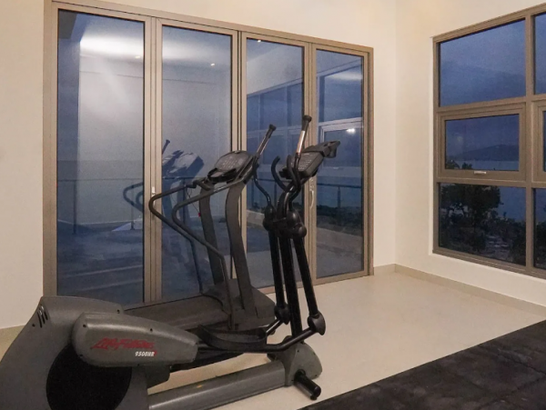 Luxury Vacation Rental with 10 Bedrooms Located on the Beach