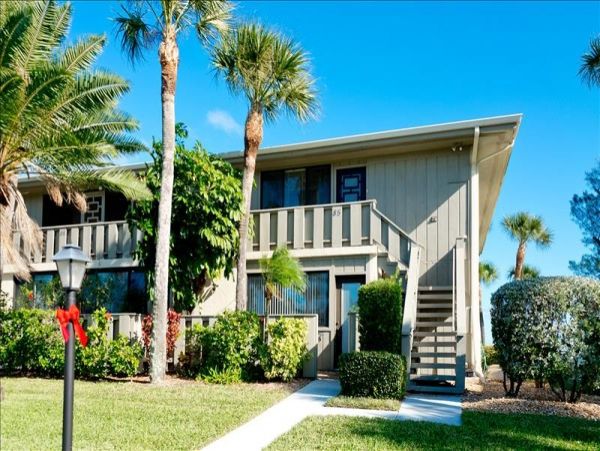 Enjoy Tranquility 2BR/2BA Condo with Great Views of Tampa Bay
