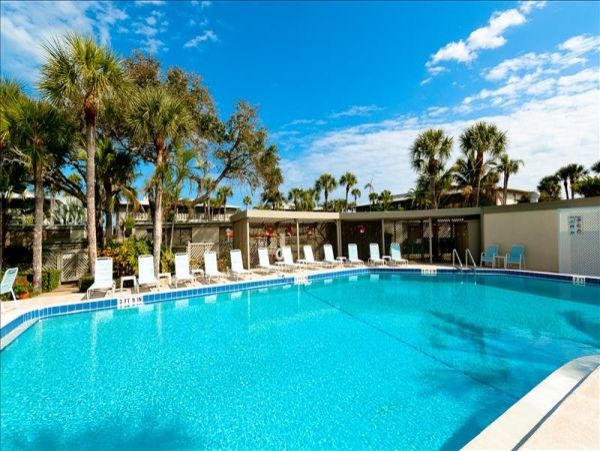 Enjoy Tranquility 2BR/2BA Condo with Great Views of Tampa Bay