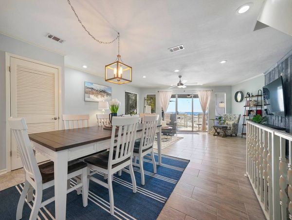 Gulf-Front Duplex in Destin: Perfect for Large Groups with Stunning Gulf Views
