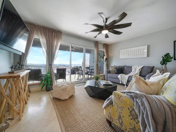 Gulf-Front Duplex in Destin: Perfect for Large Groups with Stunning Gulf Views