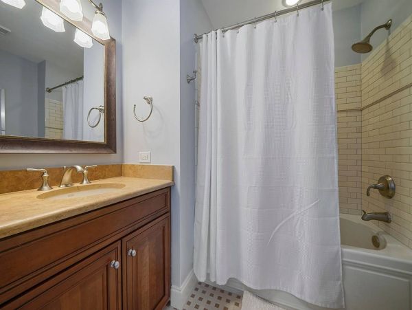 Gulf-Front Duplex in Destin: Perfect for Large Groups with Stunning Gulf Views