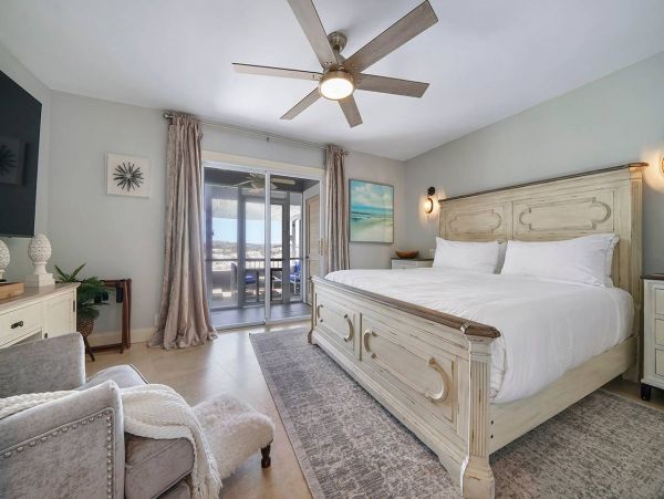 Gulf-Front Duplex in Destin: Perfect for Large Groups with Stunning Gulf Views