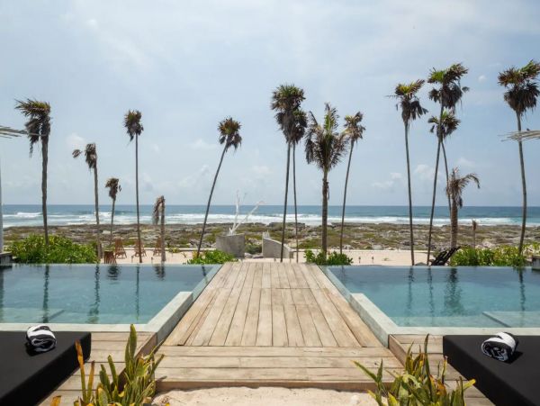 Tulum Luxury Vacation Estate on Beach with Infinity Pool